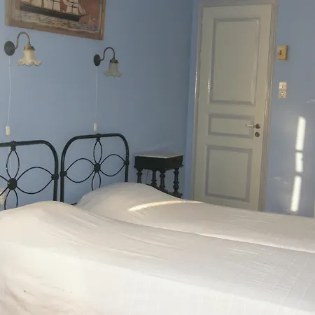 Villa Aristocratic 19th Century Neo Classical Mansion With Private Pool